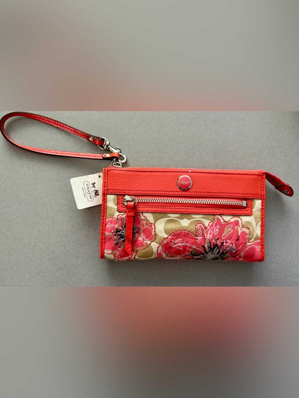 Coach Poppy Signature Flower Convertible Clutch / Zippy Wallet / Wristlet